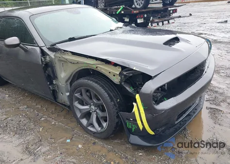2019 Dodge Challenger R/T z USA, uszkodzony, nr VIN 2C3CDZBT8KH631806